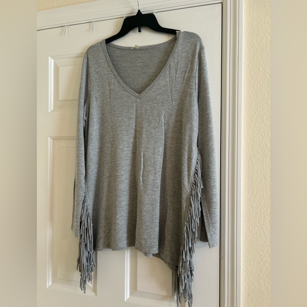 SUPER CUTE FRINGE STYLE LONG TUNIC TOP IN GREY